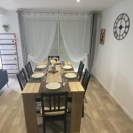 Loft Du Sud Ouest Av Garage Apartment